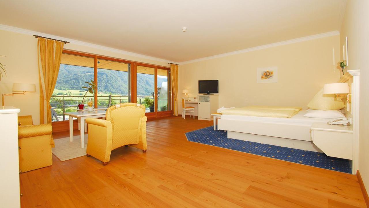 Hotel Olympia Brunico Exterior photo